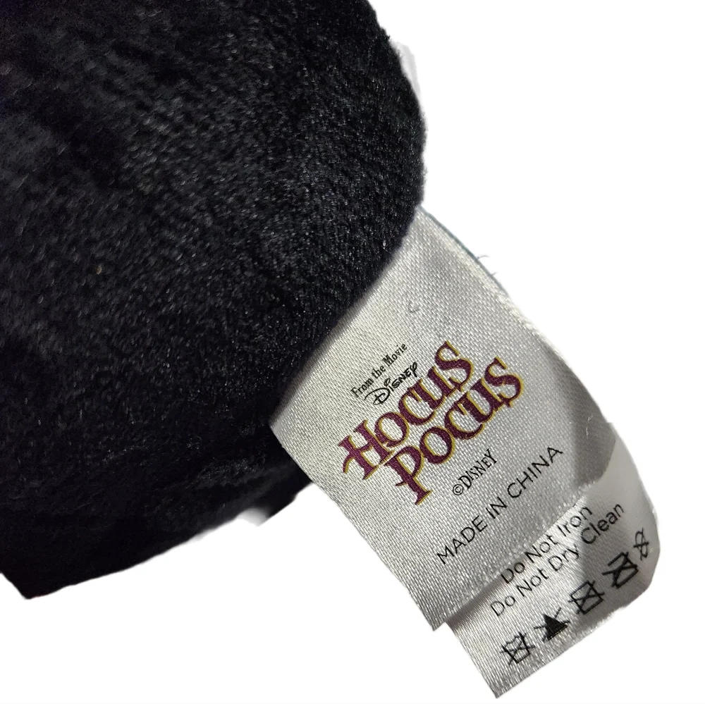 Hocus Pocus Cat Keychain Plush - Picture 3 of 9